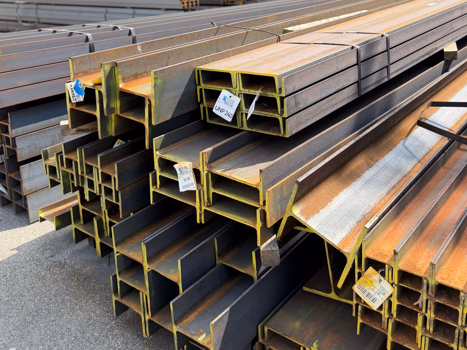 Labelled IPE and UPN beams — ready for delivery